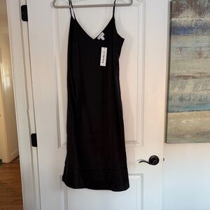 Elegant Black Midi Dress